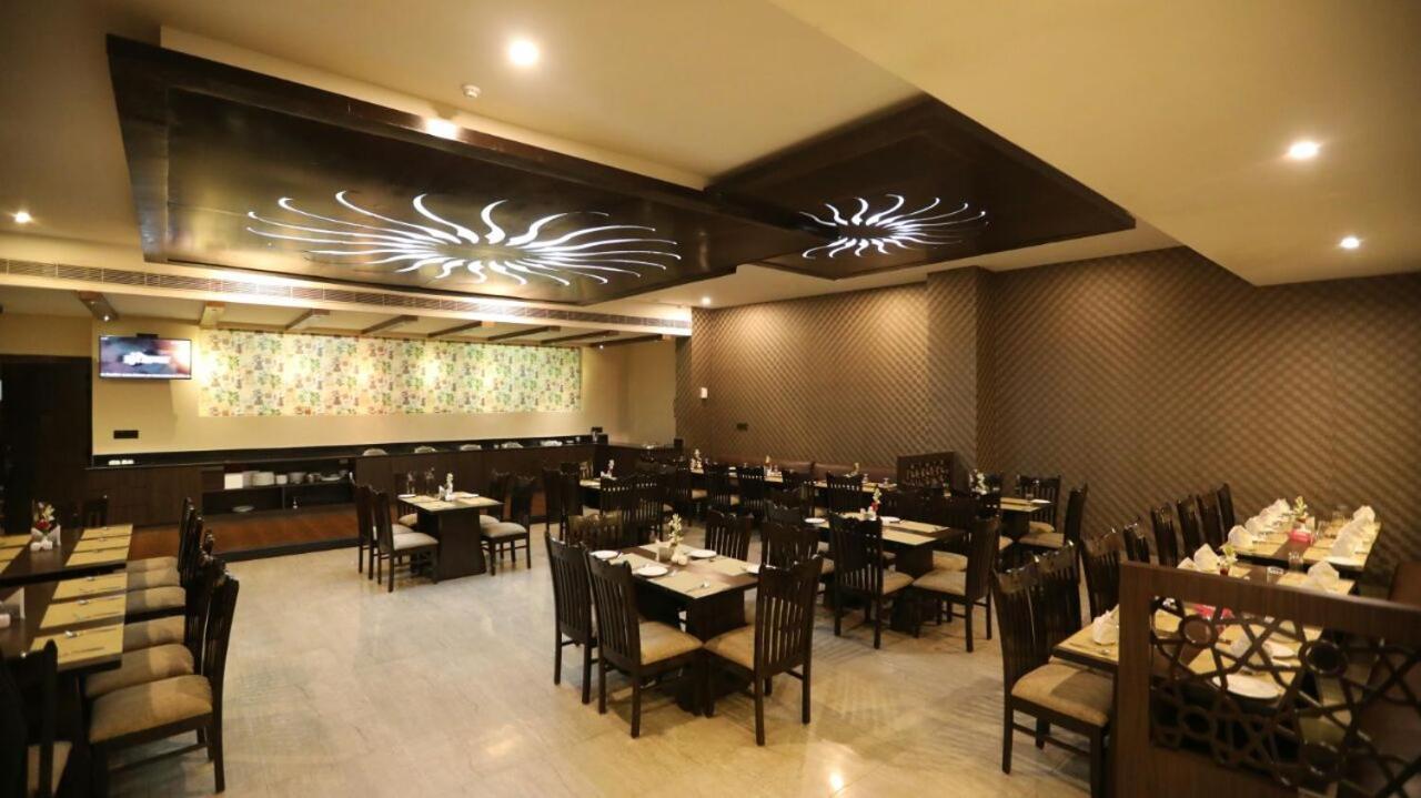 Vijay Paradise Lucknow Exterior photo